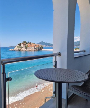 Beach apartment Sveti Stefan